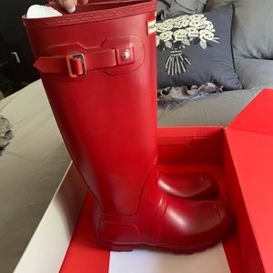 HUNTER BOOTS